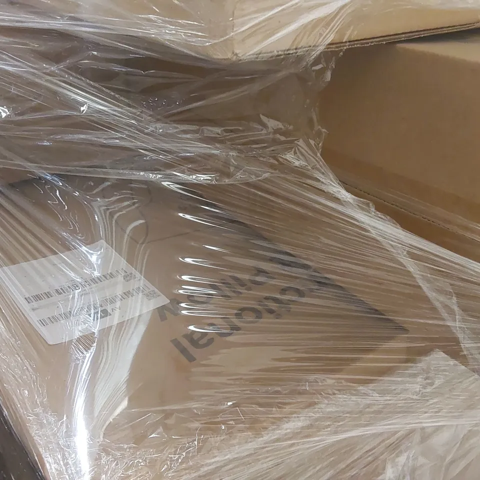 PALLET CONTAINING A LARGE QUANTITY OF MULTIFUNCTIONAL SUPPORT PILLOWS, MULTIFUNCTIONAL KITCHEN SOFAS ECT