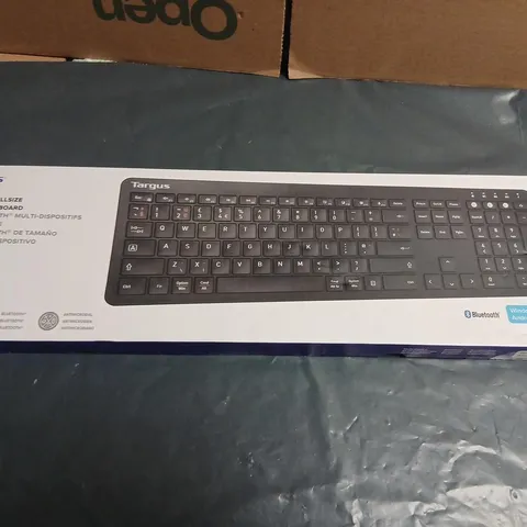 TARGUS MULTI-DEVICE FULL-SIZE BLUETOOTH KEYBOARD – BOXED