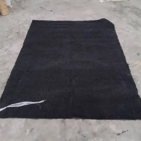 QUALITY DESIGNER AREA RUG - APPROXIMATELY 220X160