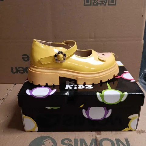 KOI KIDZ TELETUBBIES LA LA MARY JANE SHOES YELLOW SIZE 13