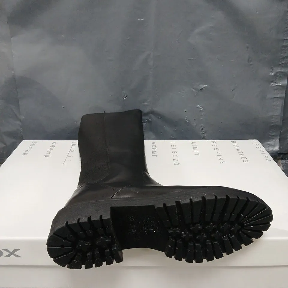 BOXED PAIR OF GEOX IRIDEA BOOTS IN BLACK - 7