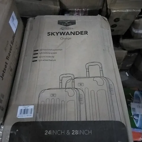 BOXED LUGG SKYWANDER HARDSHELL SUITCASE - ORANGE 