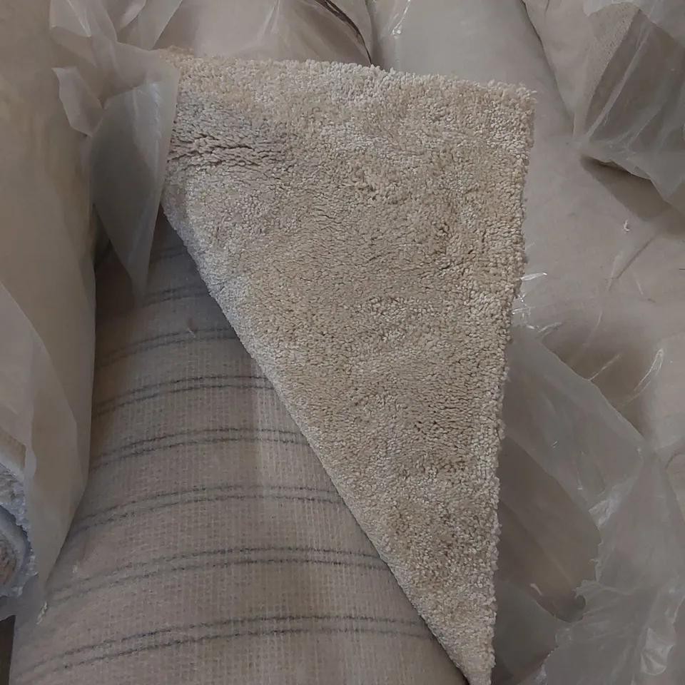 ROLL OF QUALITY PRIMROSE BANANA MILKSHAKE CARPET - APPROXIMATELY 6.3 x 5m