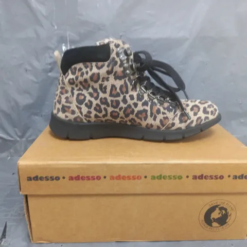 ADESSO AINSLEY BOOTS LEOPARD PRINT SIZE 5