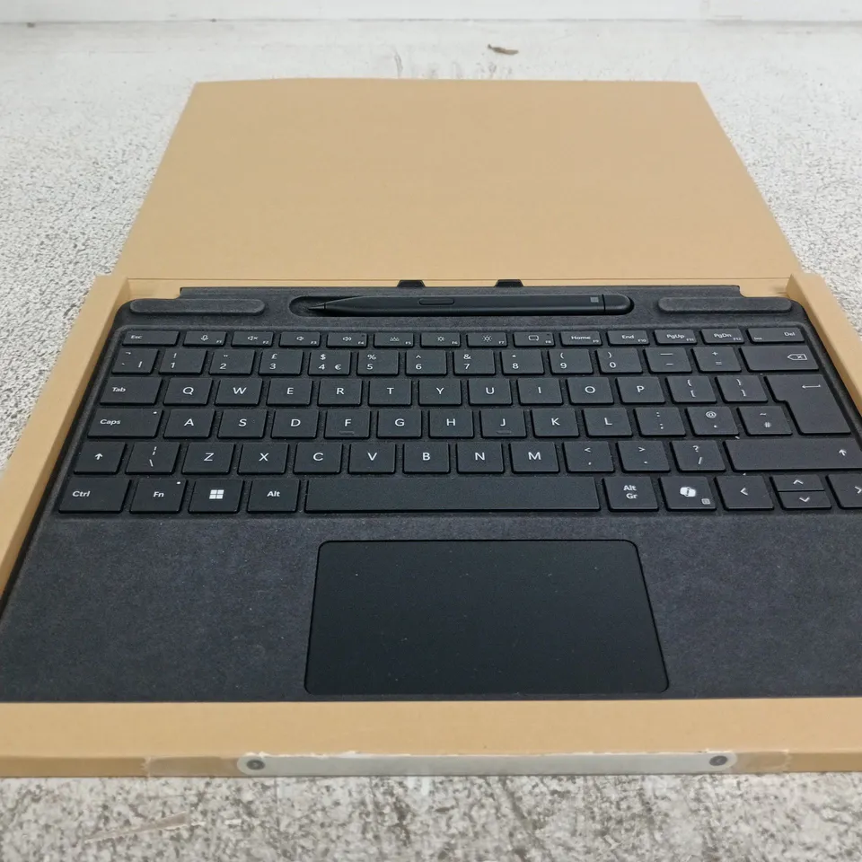 MICROSOFT SURFACE PRO 13 KEYBOARD WITH SLIM PEN