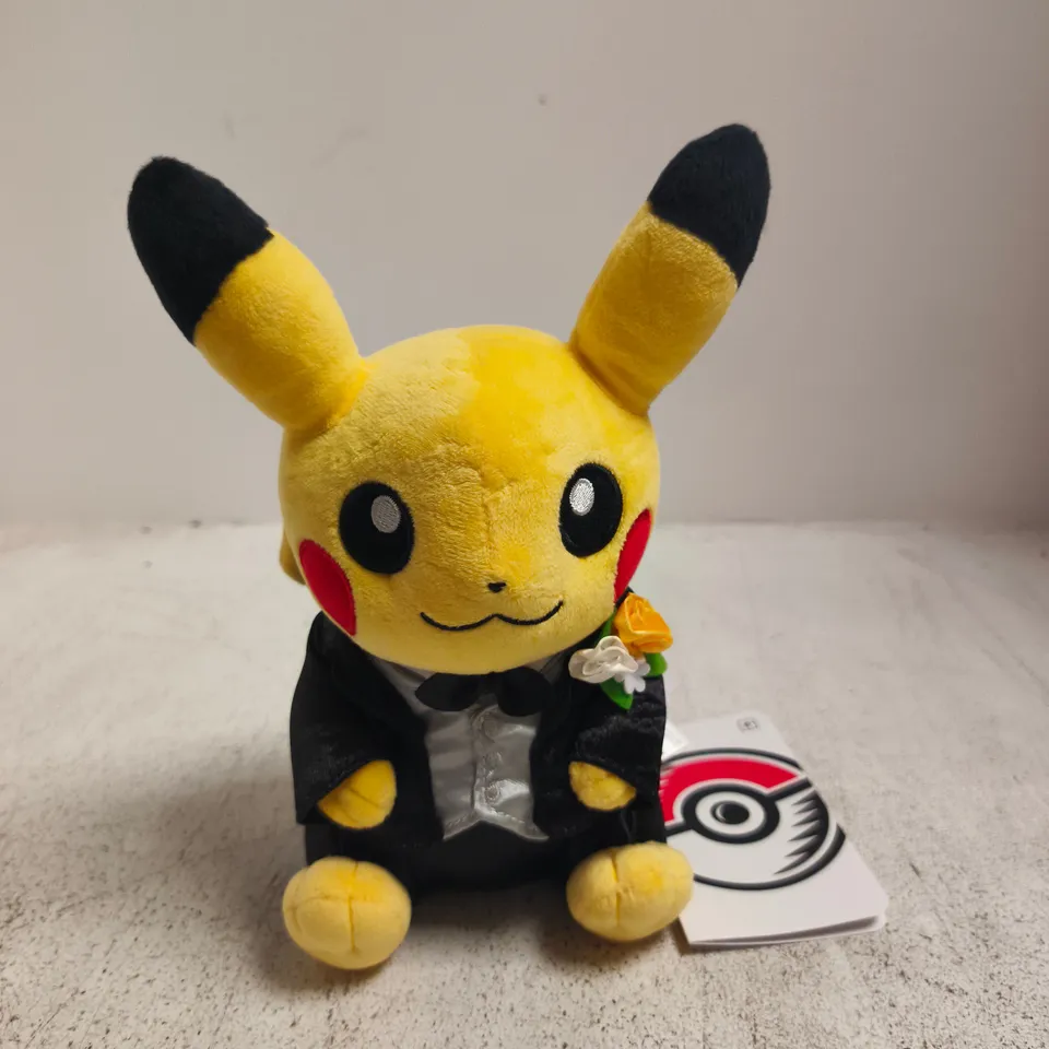 POKEMON CENTER PIKACHU PLUSH