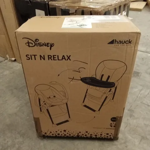 BOXED HAUCK DISNEY SIT-N-RELAX  - WINNIE THE POOH BEIGE 
