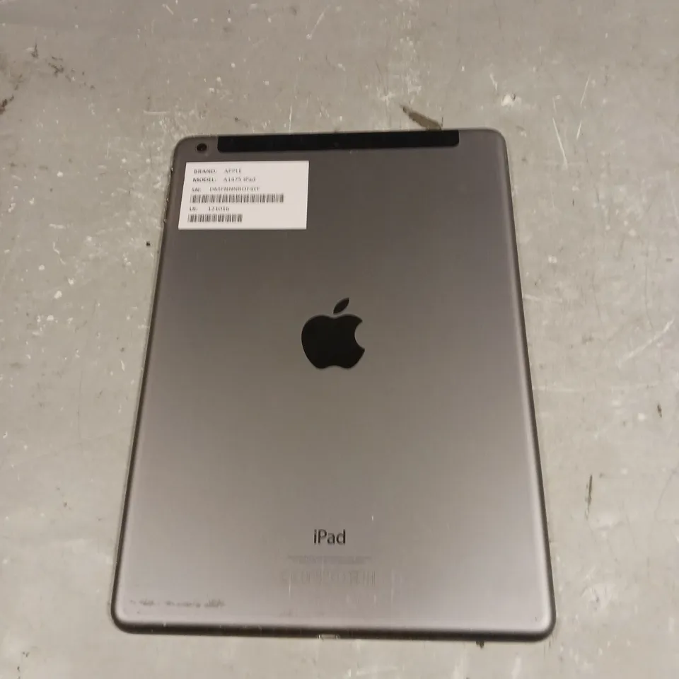 APPLE IPAD AIR GREY - MODEL A1475 