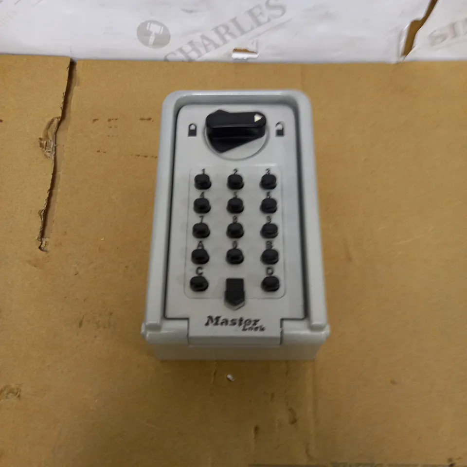 MASTER LOCK CERTIFIED KEY LOCK BOX