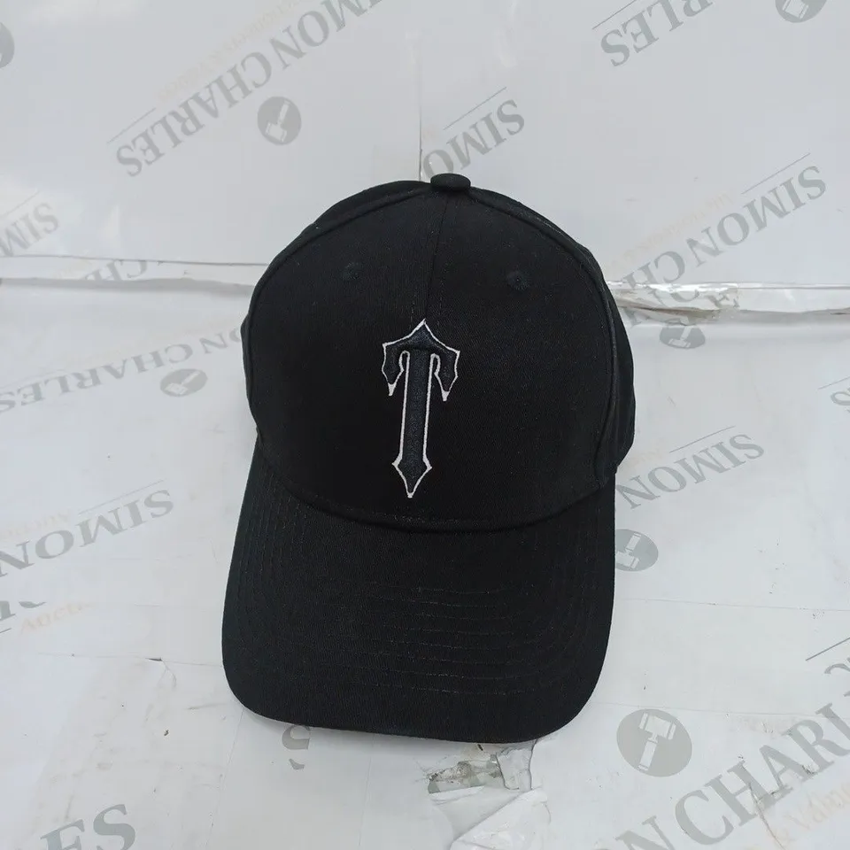 TRAPSTAR BLACK LOGO CAP