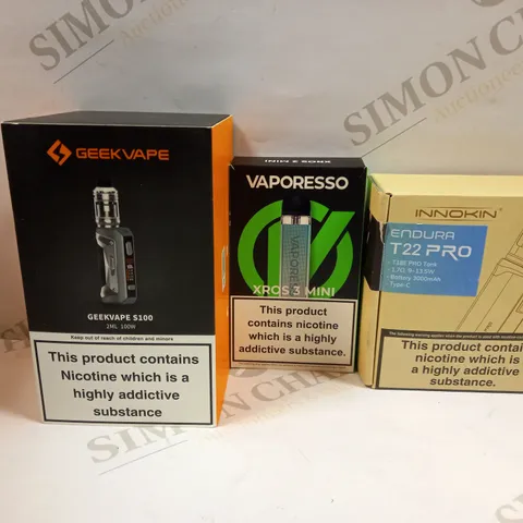 BOX OF APPROXMATELY 28 E-CIGARETTES AND LIQUIDS TO INCLUDE INNOKIN ENDURA T22 PRO, VAPORESSO XROS 3 MINI, GEEKVAPE S100 2ML 100W, ETC