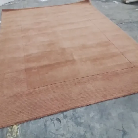 QUALITY DESIGNER AREA RUG - APPROXIMATELY 290X200CM