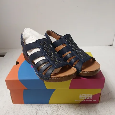 ADESSO EDITH LEATHER SANDALS – 6
