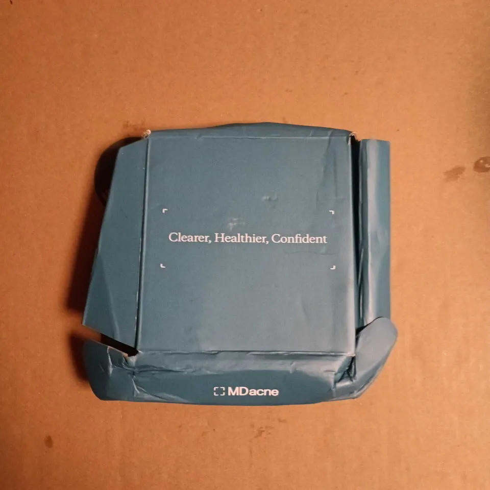 MDACNE CUSTOMIZED ACNE SKINCARE GIFT SET – 3-PIECE (MOISTURIZER, CLEANSER & ACNE TREATMENT CREAM)