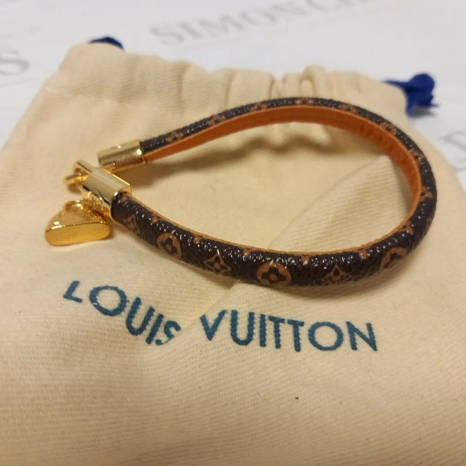 BAGGED LOUIS VUITTON BRACELET