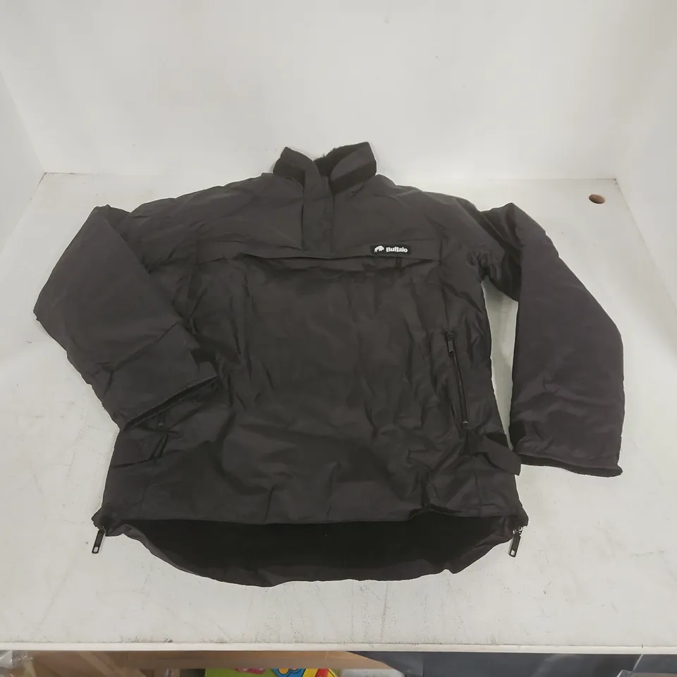 BUFFALO BLACK PARKA JACKET – UK 42 (MEN'S)