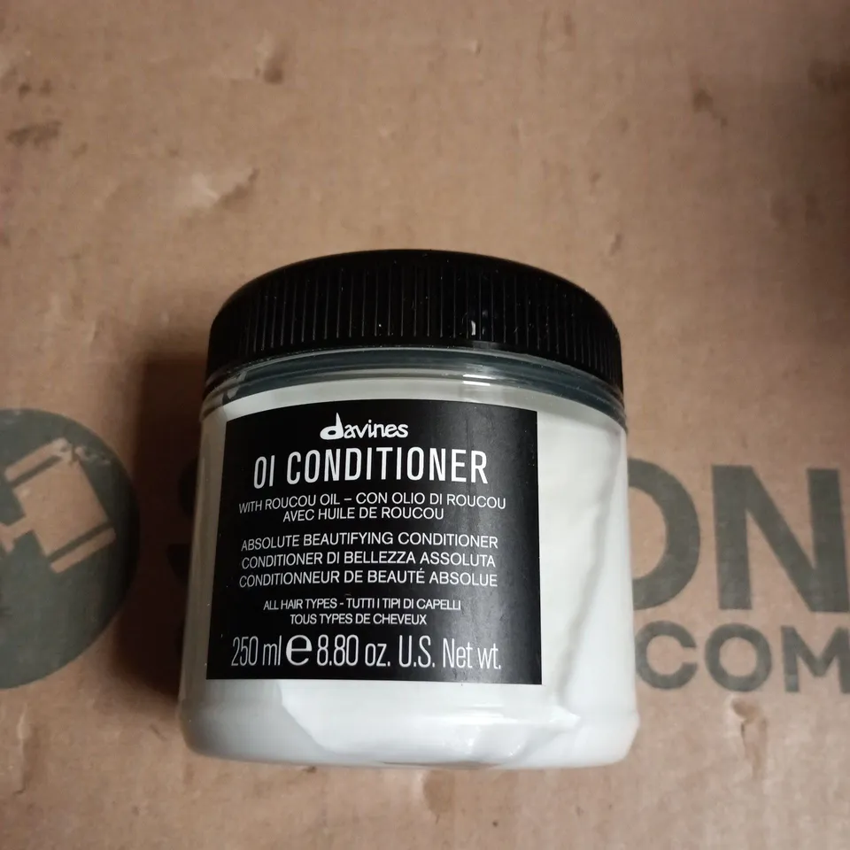 DAVINES OI CONDITIONER WITH ROUCOU OIL – 250 ML