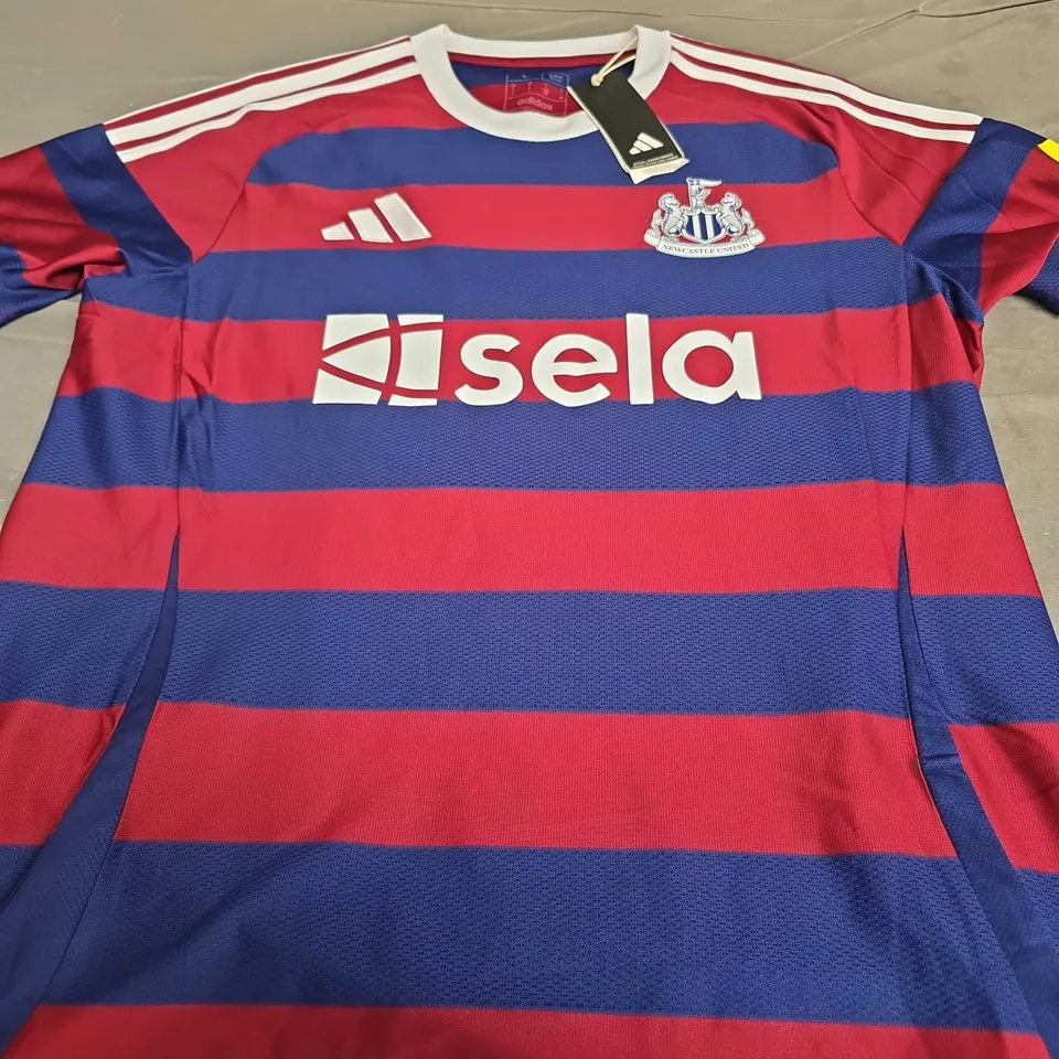 NEWCASTLE UNITED FC AWAY JERSEY - SIZE L