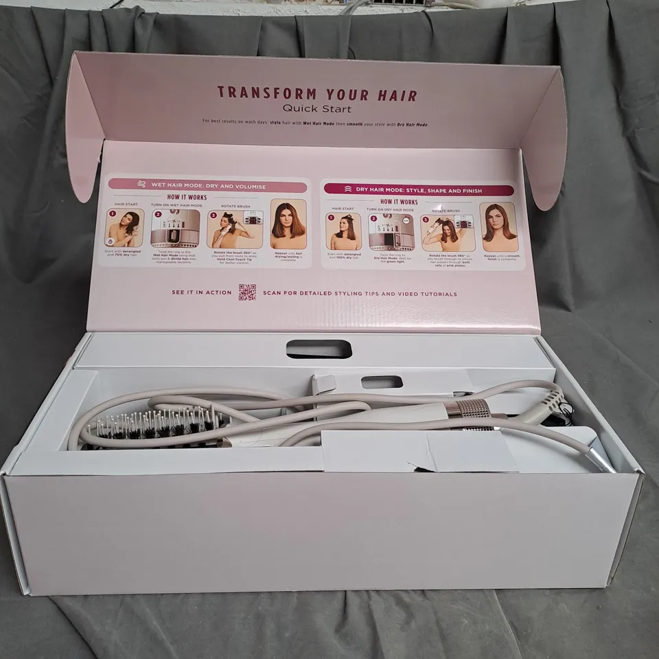 BOXED SHARK SMOOTHSTYLE HOT BRUSH & SMOOTHING COMB