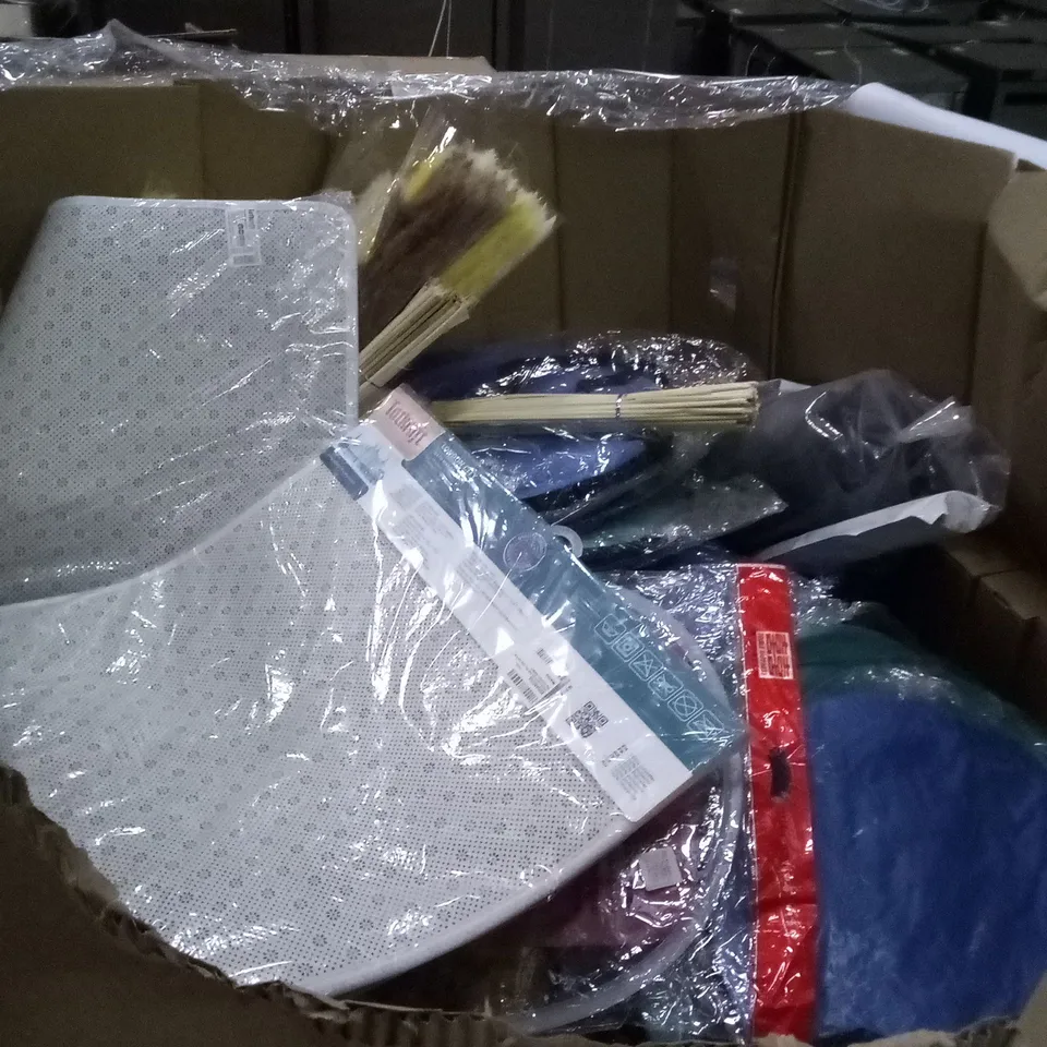 PALLET OF ASSORTED ITEMS INCLUDING YOGA MATS , HOUSE RUGS , POP UP STORAGE BAGS , ETC 