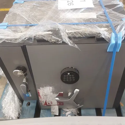 CHUBBSAFES HEAVY DUTY SECURITY SAFE