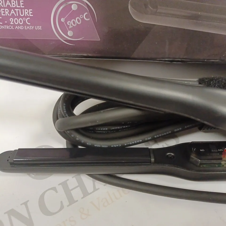 BOXED WAHL PENCIL STRAIGHTENER