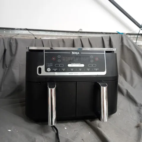 BOXED NINJA FOODI MAX DUALZONE AIR FRYER IN BLACK