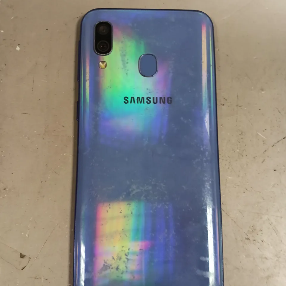 SAMSUNG GALAXY A40 SMARTPHONE 