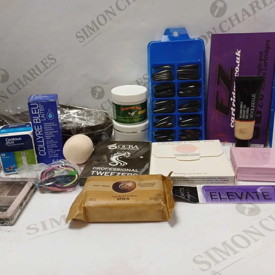LOT OF APPROX 10 ASSORTED BEAUTY PRODUCTS TO INCLUDE SMASHBOX FOUNDATION, ELECTRIC NOSE TRIMMER, BLACK FALSE NAILS, ETC 