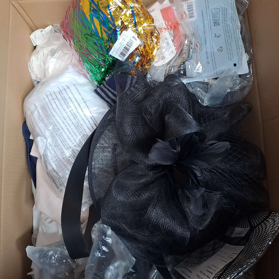 BOX OF APPROXIMATELY 25 ASSORTED CLOTHING ITEMS TO INCLUDE - BAGS, DRESSES, TROUSERS ETC