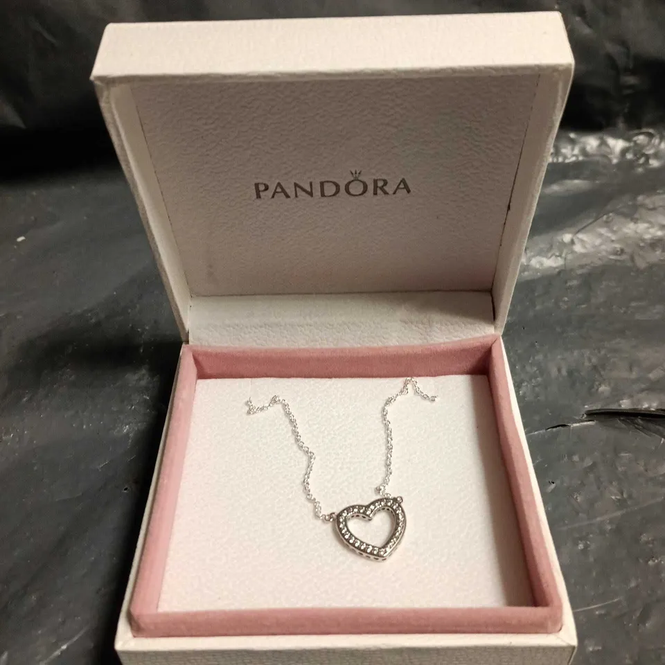 PANDORA HEART PENDANT NECKLACE WITH CRYSTALS – BOXED