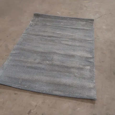 QUALITY DESIGNER AREA RUG - APPROXIMATELY 170 x 121cm