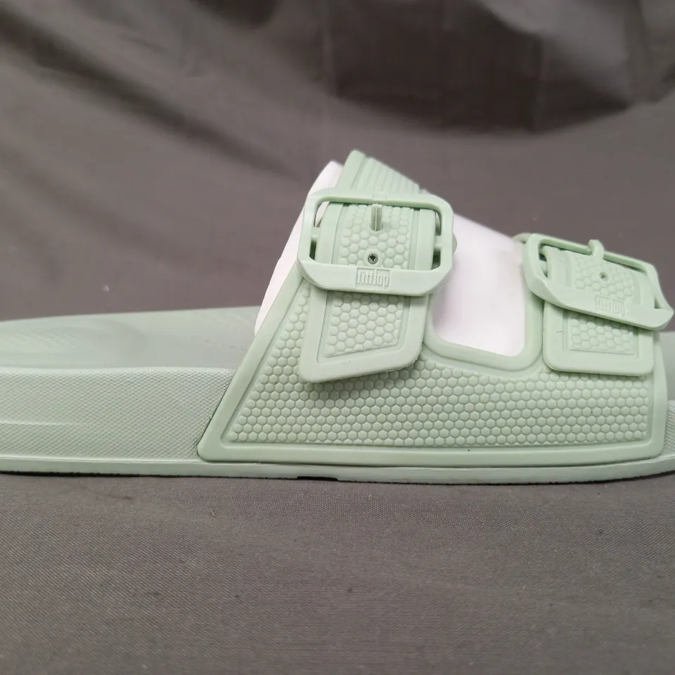 BOXED PAIR OF FITFLOP TWO-BAR BUCKLE SLIDERS IN SAGE BRUSH UK SIZE 6.5