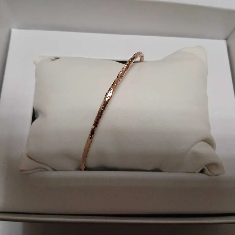 ROSE GOLD 9CT ITALIAN GOLD DIAMOND CUT SLIP ON BANGLE 1G