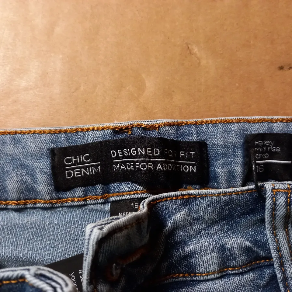 CHIC DENIM HARLEY MID RISE CROP JEANS - SIZE 16