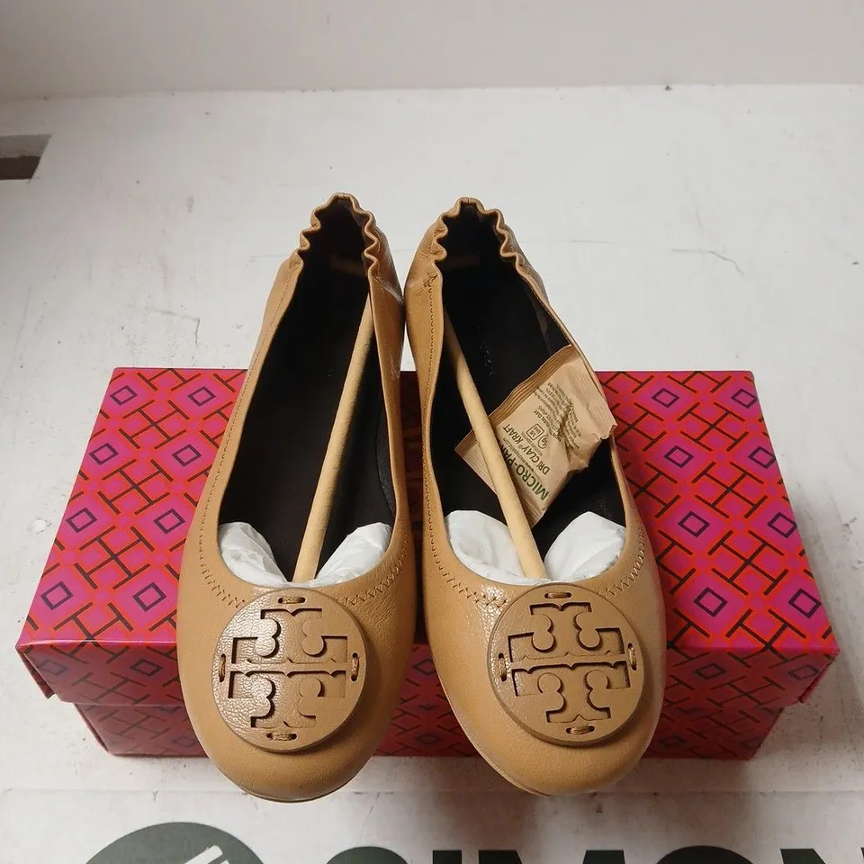TORY BURCH MINNIE TRAVEL BALLET FLAT – SIZE 7