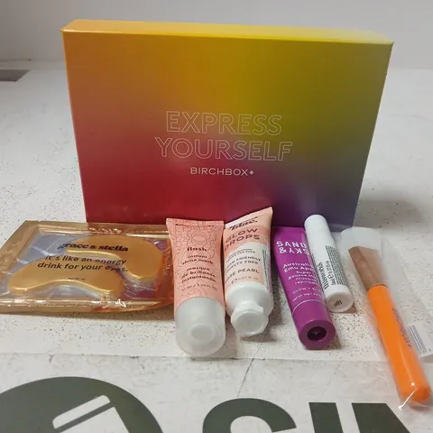 BIRCHBOX EXPRESS YOURSELF BEAUTY COSMETICS SET
