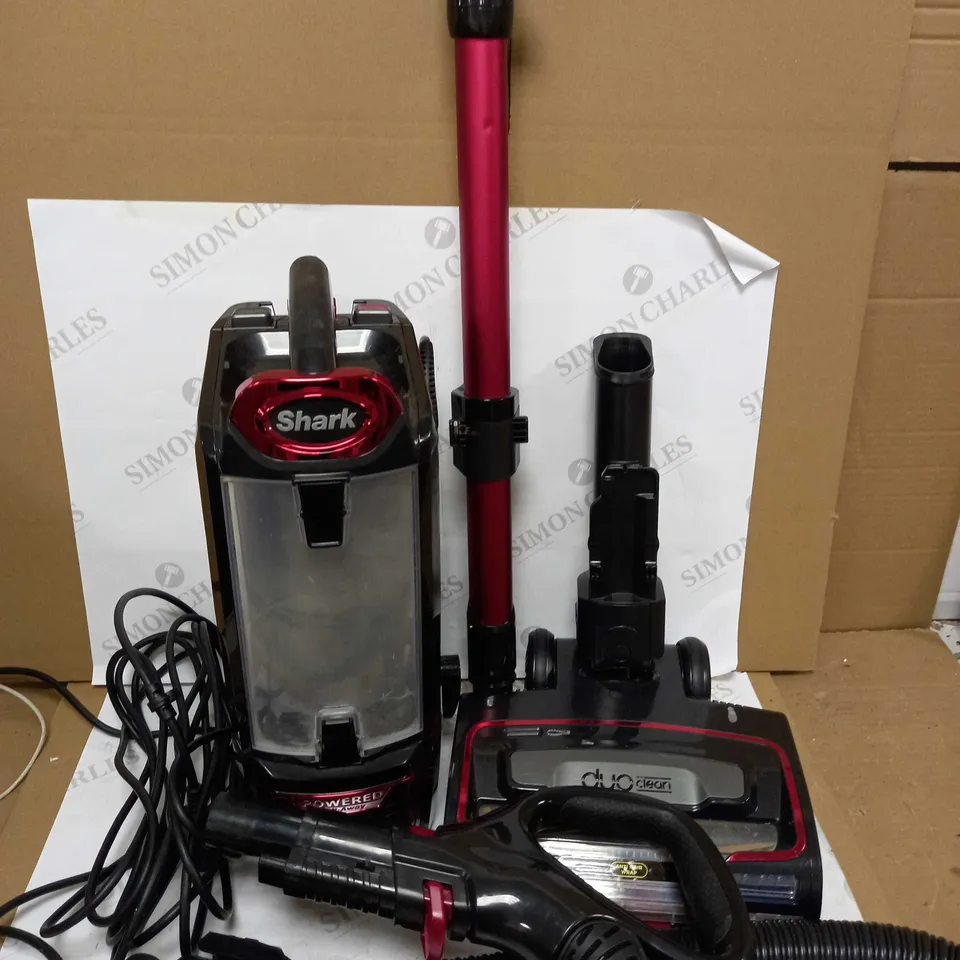 SHARK ANTI HAIR WRAP UPRIGHT VACUUM CLEANER