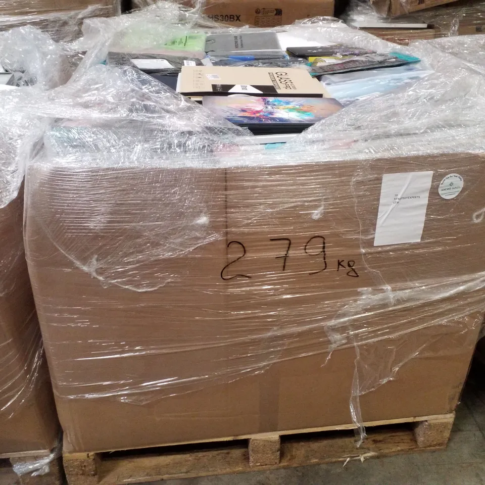 PALLET CONTAINING LARGE QUANTITY OF ASSORTED TABLET CASES