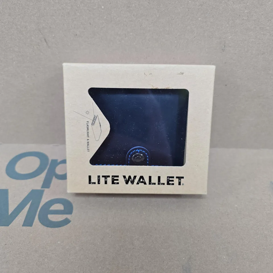 BOXED AND SEALED LEDSENSER LITE WALLET IN BLACK