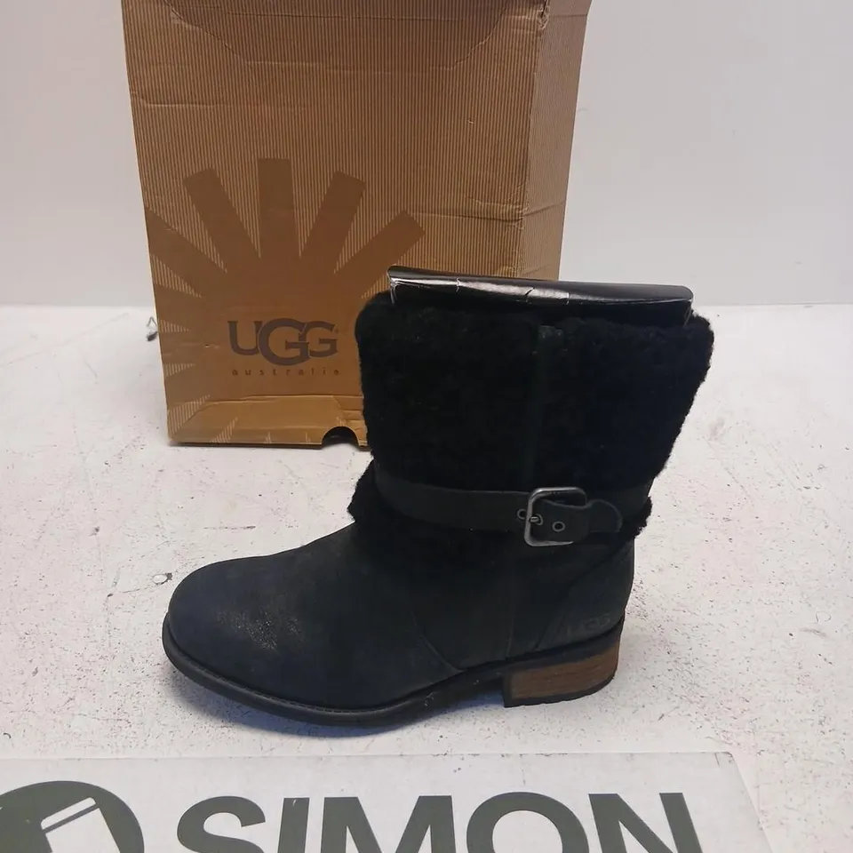 UGG AUSTRALIA W BLAYRE II BOOTS – BLACK, UK 4.5 (US 6) – BOXED