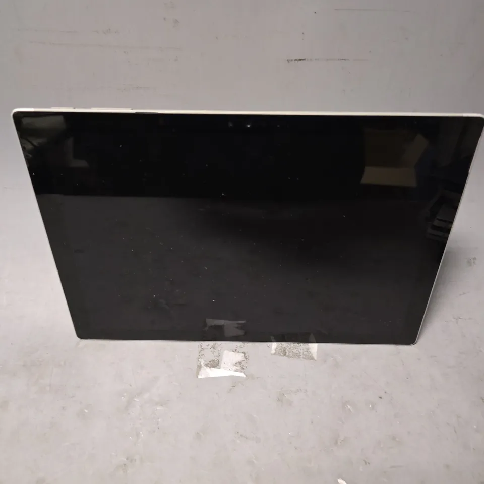 MICROSOFT SURFACE PRO 5 1724