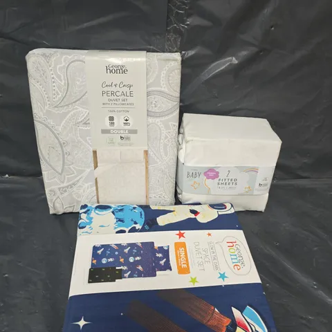 LARGE BOX OF ASSORTED HOMEWARE ITEMS TO INCLUDE DUVET SETS, FITTED SHEETS 