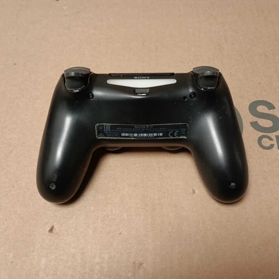 SONY PLAYSTATION 4 DUALSHOCK CONTROLLER – BLACK
