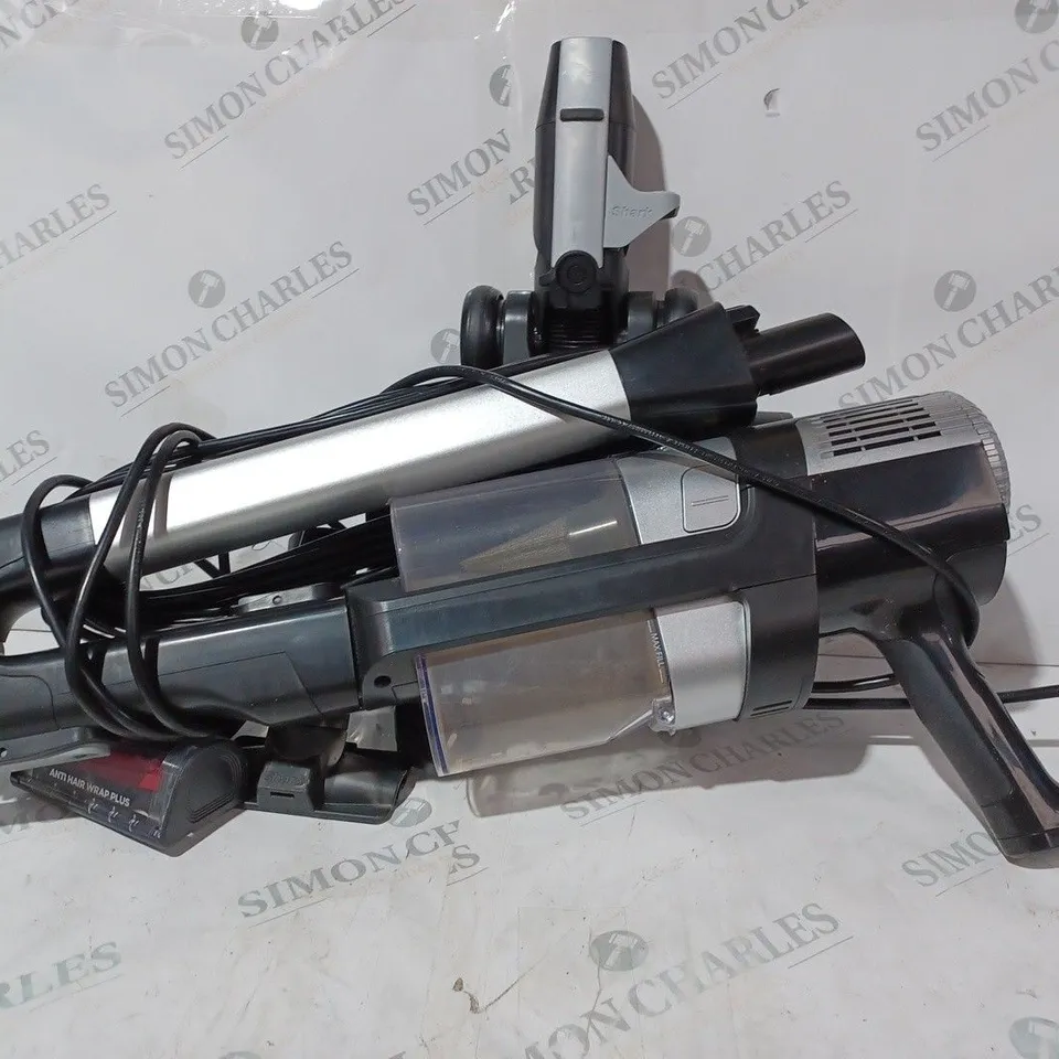 BOXED SHARK STRATOS ANTI HAIR WRAP PET PRO VACUUM CLEANER