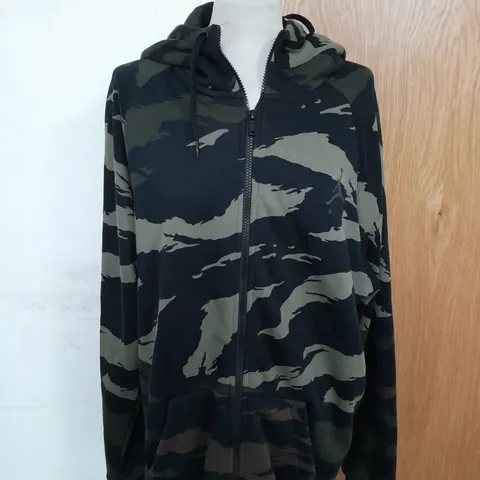 JORDAN FULL ZIP HOODIE IN DARK CAMO GREEN SIZE XL