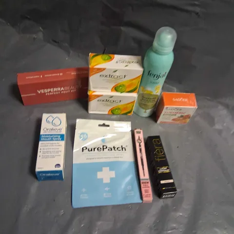 APPROXIMATELY 20 ASSORTED HEALTH AND BEAUTY PRODUCTS TO INCLUDE; LOREAL, SADOER, VESPERRA AND FENJAL