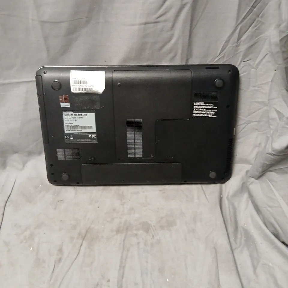 TOSHIBA SATELLITE PRO C850-1HE LAPTOP - BLACK