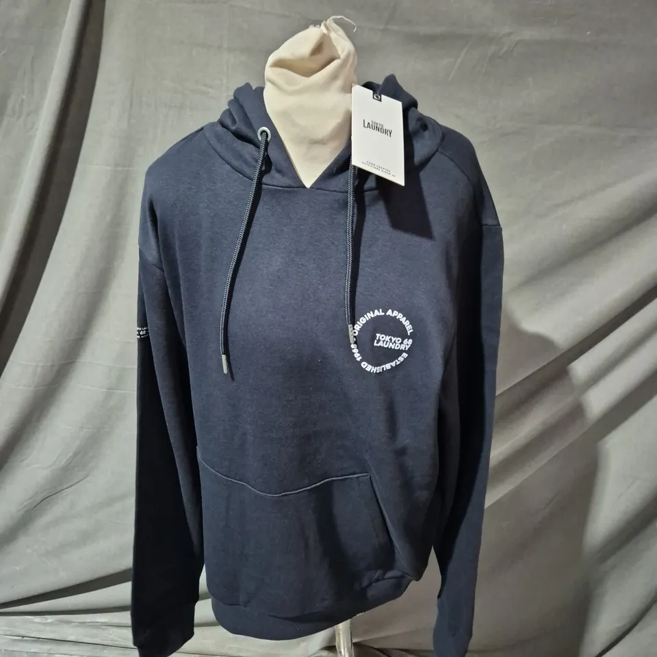 TOKYO LAUNDRY NAVY HOODED SWEATSHIRT - SIZE M