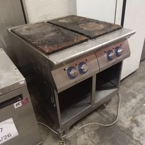 ELECTROLUX DOUBLE PLATE RESTAURANT STOVE COOKER